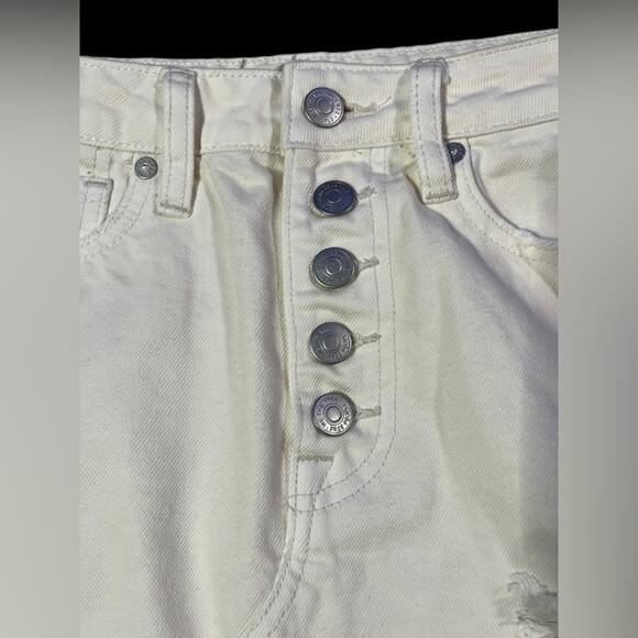 FREE PEOPLE NWT Worn White Short Ripped Button fly Jeans Skirt Size 25 - Picture 8 of 12